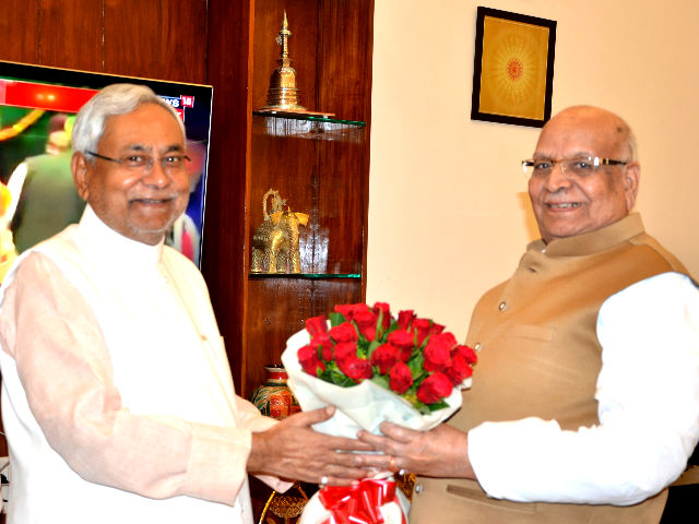 nitish kumar and lalji tandon