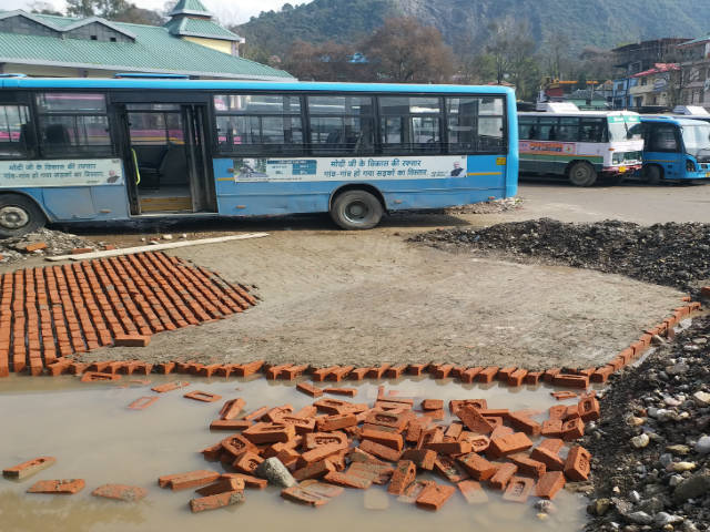 sundernagar bus stand