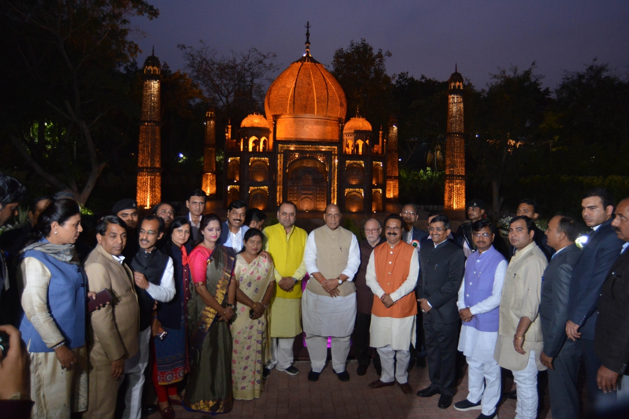 Rajnath Singh inaugurates Waste to Wonder Park