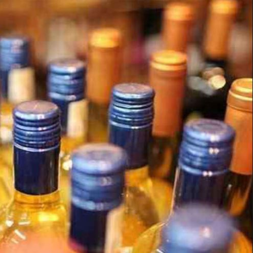 sirmour police arrested accused with illegal liqour