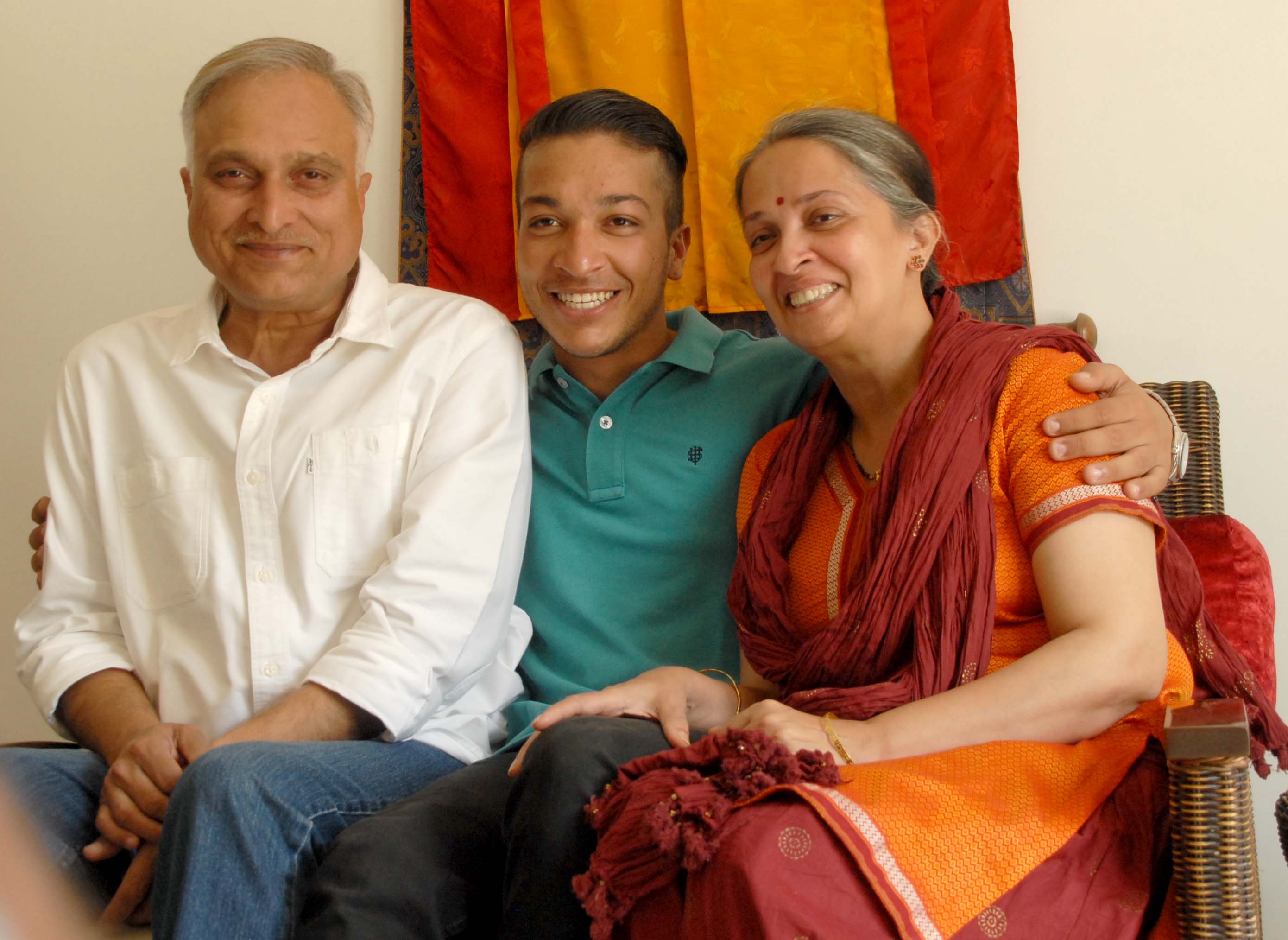 Arjun Bajpayee with his parents