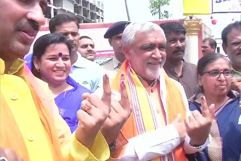 BJP candidate from Buxar Ashwini Kumar Choubey cast his vote