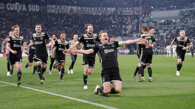 Ajax, de ligt