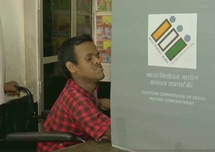 Specially-abled person casts his vote