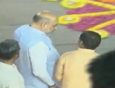 amit shah in road show of modi