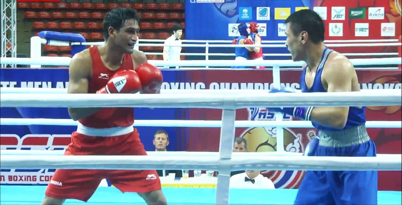 Boxer Ashish Chaudhary won the silver medal