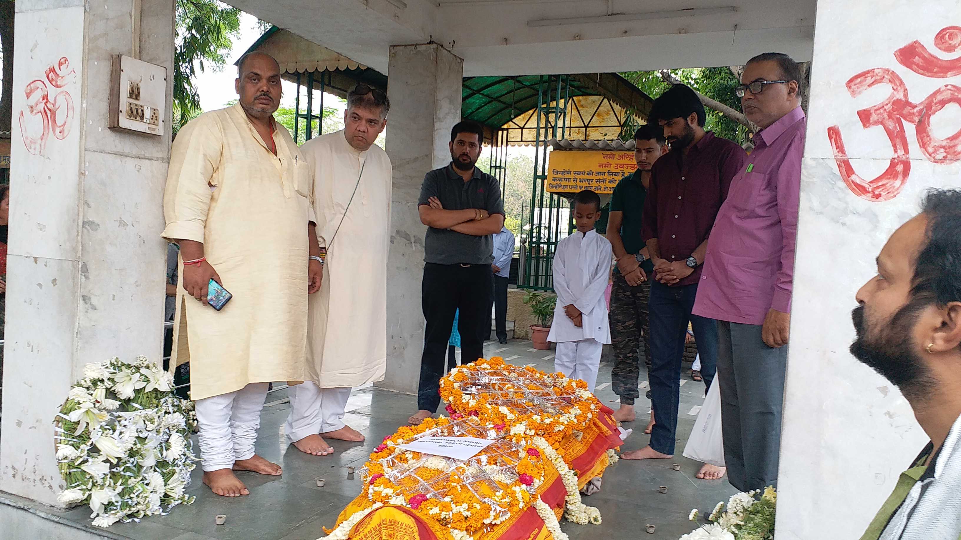 Rohit tiwari funeral Dayanand Muktidham in lodhi road delhi