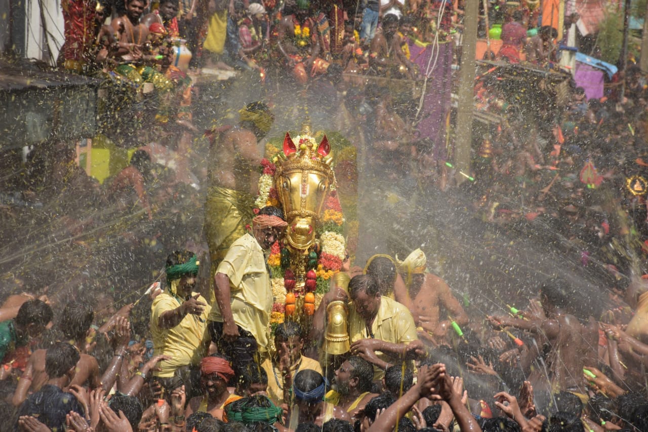 கள்ளழகருக்கு தீர்த்தவாரி!