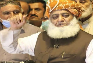 Jamiat chief Maulana Fazlur Rehman escapes bid on his life as unknown gunmen open fire at his convoy