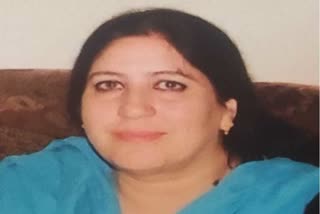پروفیسر عارفہ بشری نے کشمیر یونیورسٹی میں ڈین اسکول آف لنگویجز کا عہدہ سنبھالا