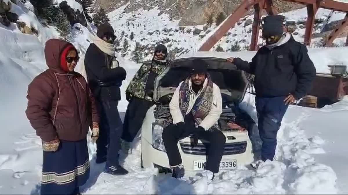 Trapped tourists rescued from Uttarakhand's Niti Valley.