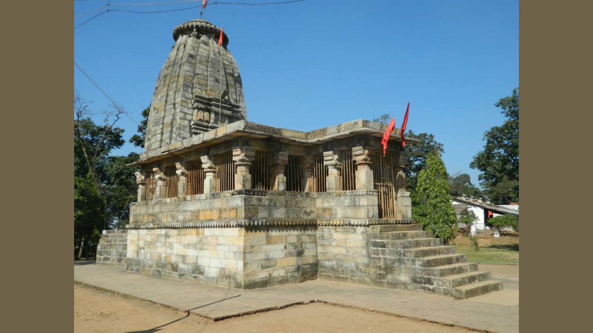 Chaiturgarh is famous as the Kashmir of Chhattisgarh