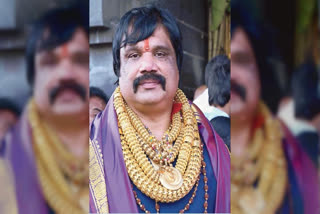 Devotee Stuns With Gold Ornaments Worth Rs. 4 Crores At Tirumala Temple