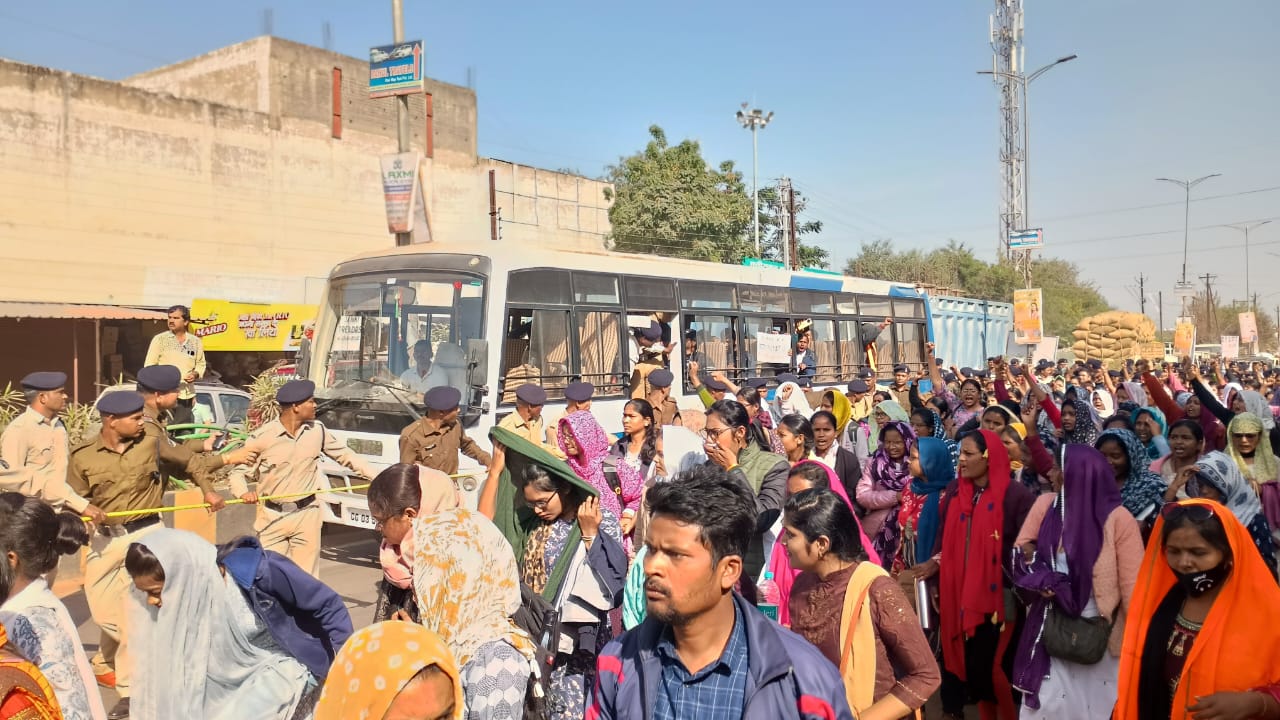 Protest of  Assistant Teachers