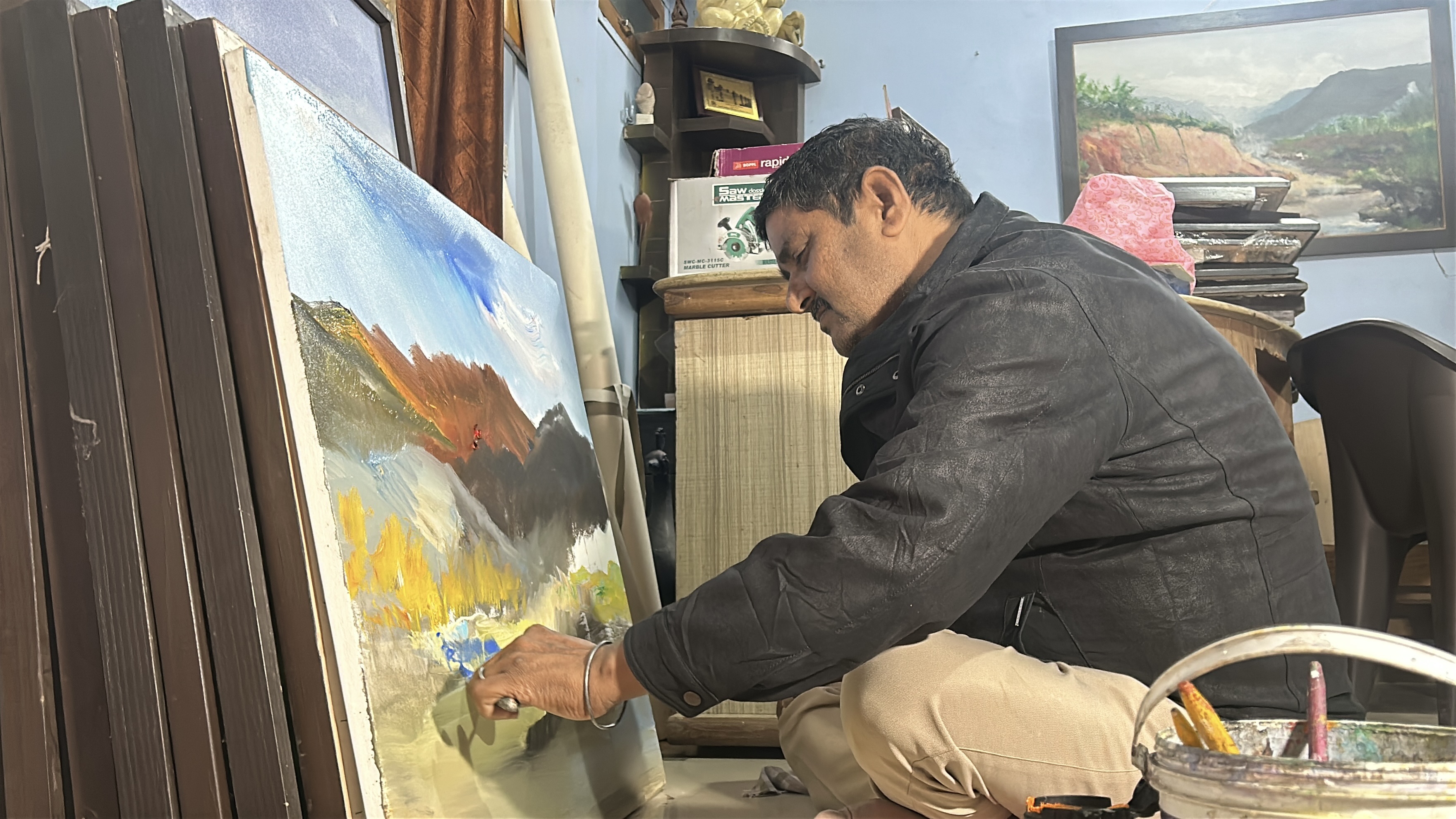 Gwalior Fine Art Artist Harikrishna Kadam