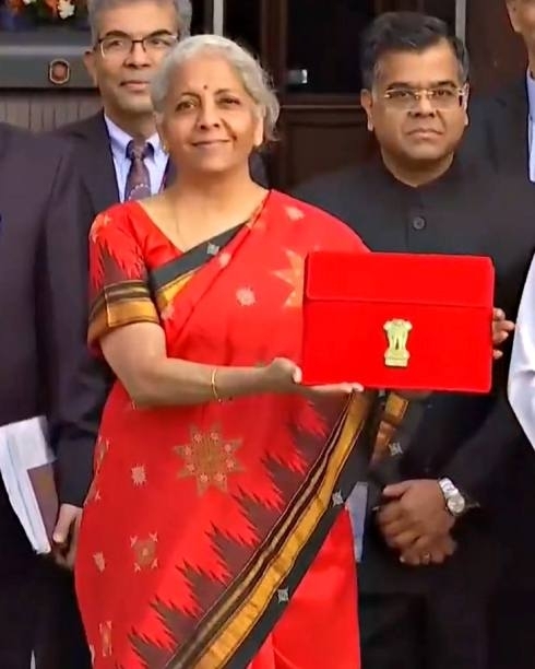 FINANCE MINISTER NIRMALA SITHARAMAN  Nirmala Sitharaman Budget Day Saree