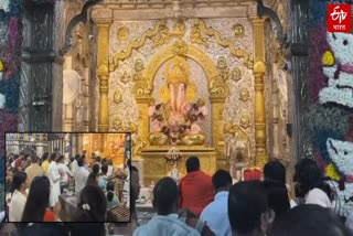 Ganesh Jayanti 2025 devotees gathers at Shrimant Dagdusheth Halwai Ganpati Temple on the occasion of Ganesh Janma Sohala