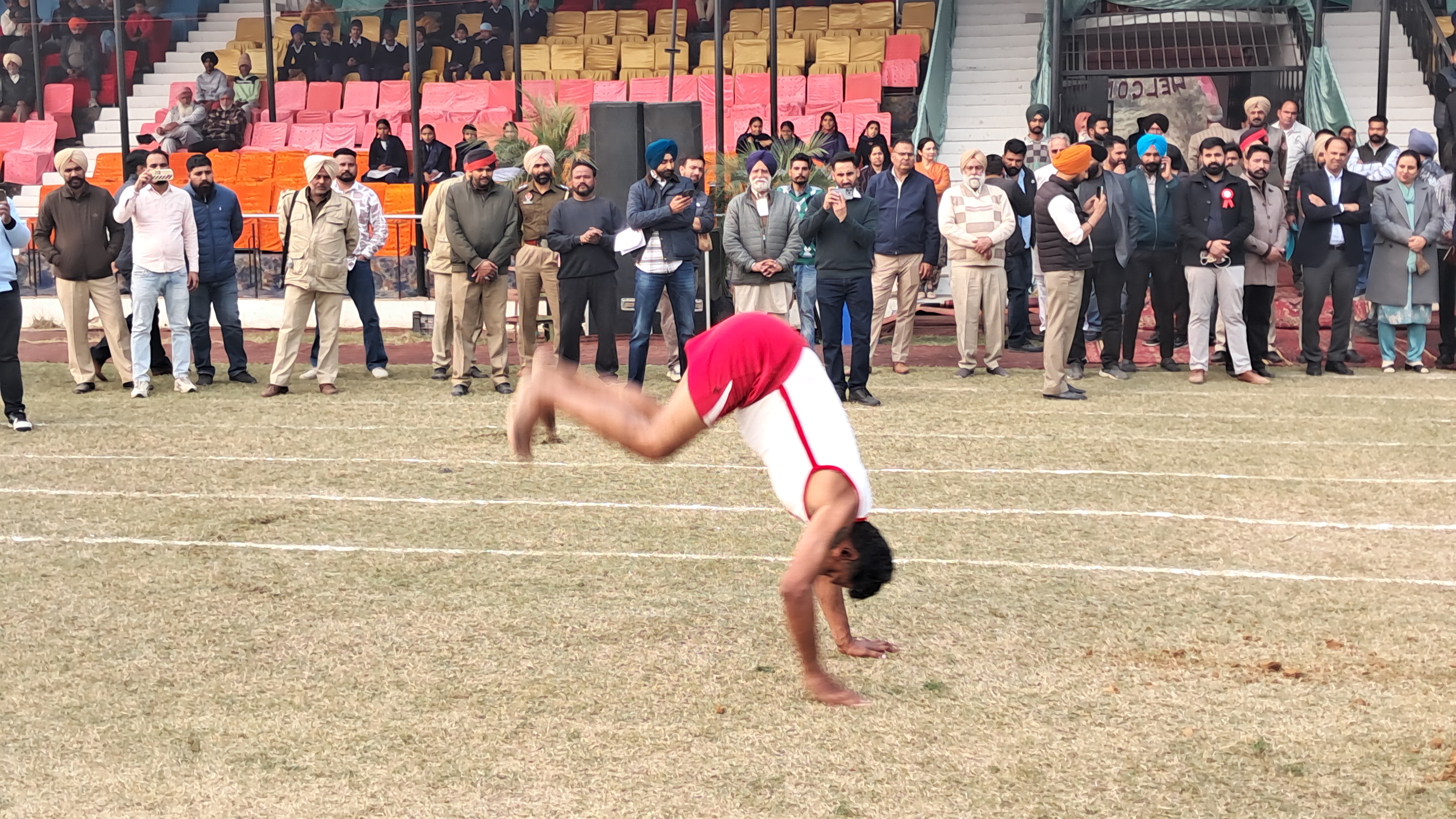 Bazigar's performed tricks in the games of Kila Raipur, made a demand from the government