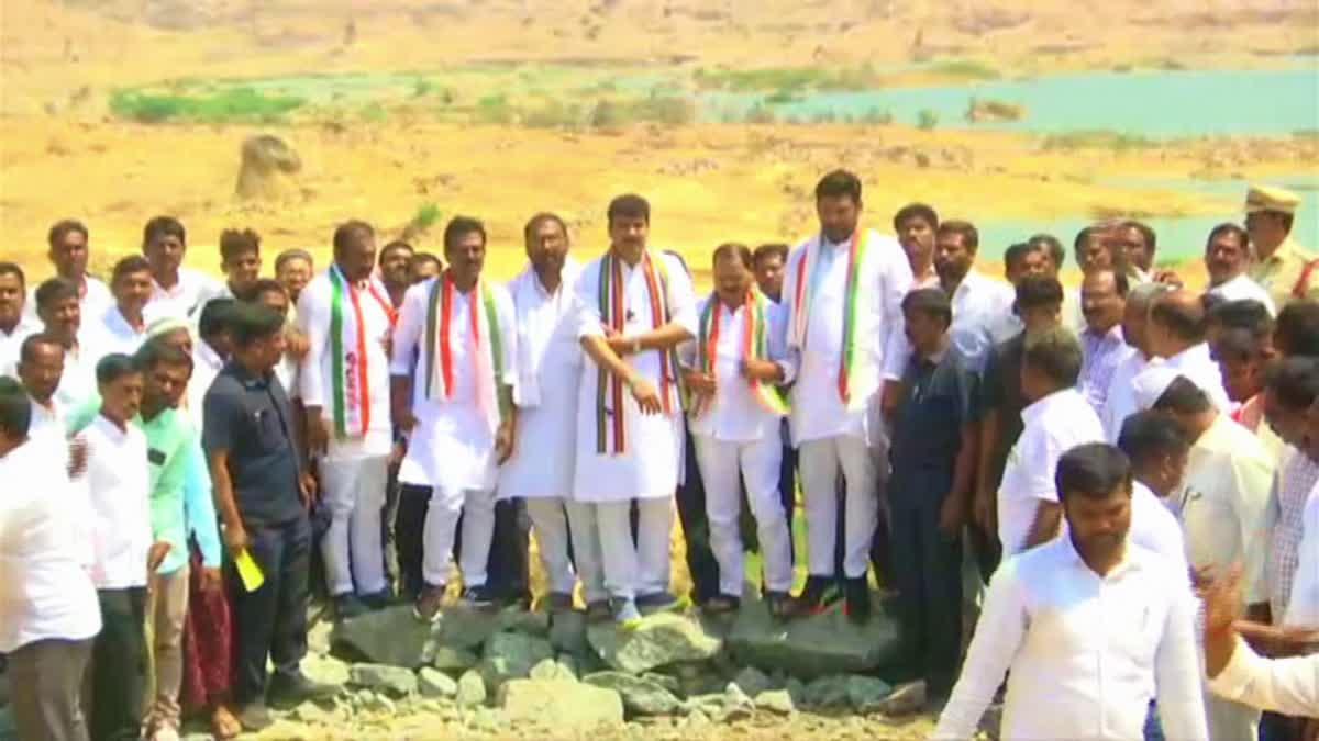 Congress Leaders Visit Palamoor Rangareddy Project