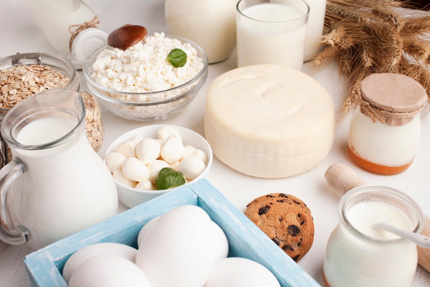 How much calcium is required daily according to age? Learn from experts