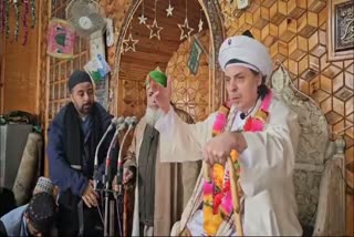 germen-scholar-sheikh-ashraf-effendi-on-kashmir-visit-addresses-massive-gathering-at-jamia-masjid-anantnag