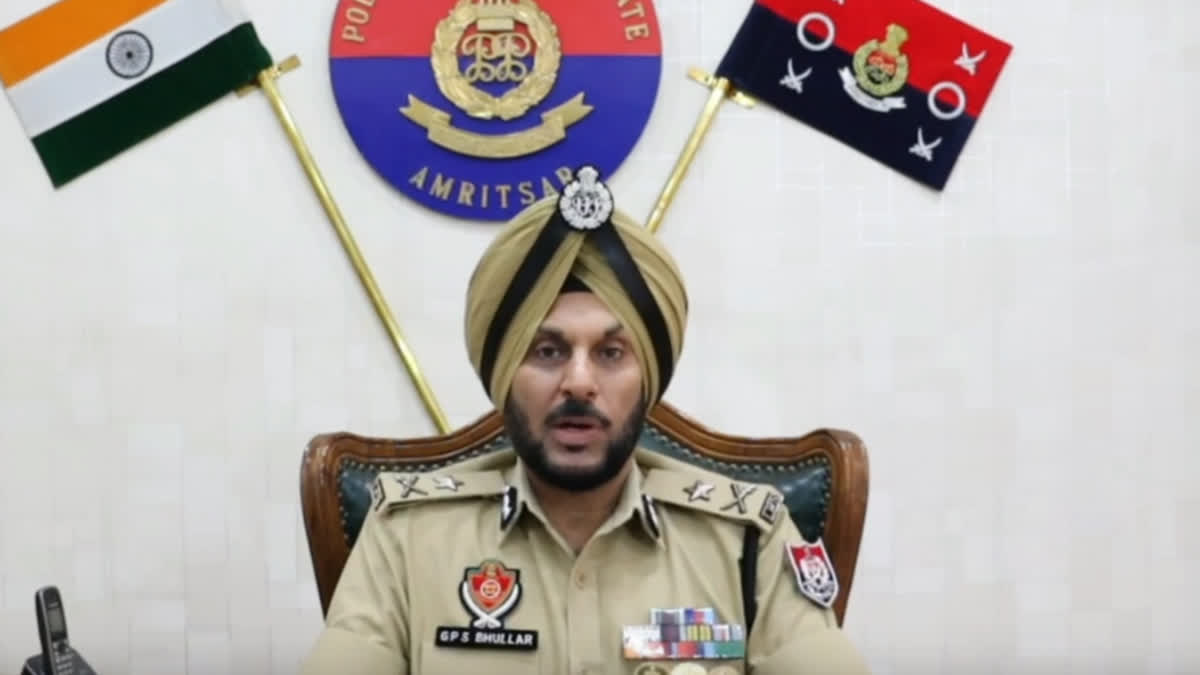 amritsar police arrest five smuggler with 3 kg heroine, drug money and pistol