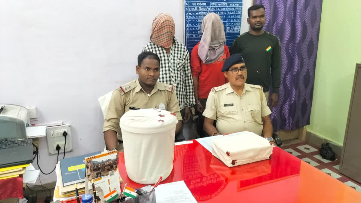 Two criminals arrested with ganja in Giridih
