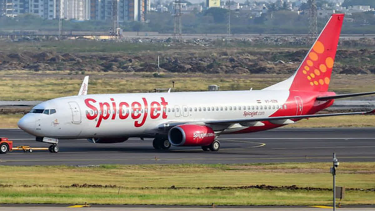 SPICEJET LIMITED  FINE ON SPICEJET  SPICEJET REPRIMANDED  CONSUMER COMMISSION