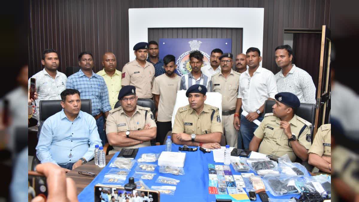 Accused of theft in house arrested in Durg