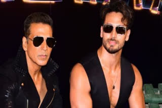 Akshay Kumar with Tiger Shroff (IANS image)