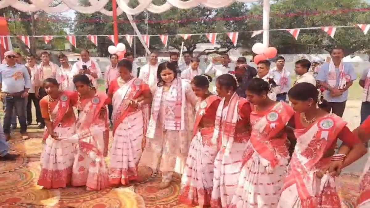 Sarhul Festival In Dhanbad