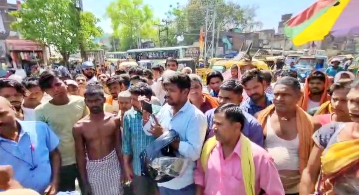 जहानाबाद आरपीएफ थाने में किन्नरों का हंगामा