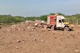 Four workers died  CCTV footage  Tamil Nadu  stone quarry accident