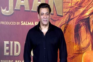 Salman Khan House Firing: Mumbai Police Investigate International Support, Suspect Terror Plot