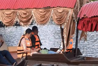 tn-cm-wife-durga-stalin-enjoyed-a-boat-ride-in-kodaikanal