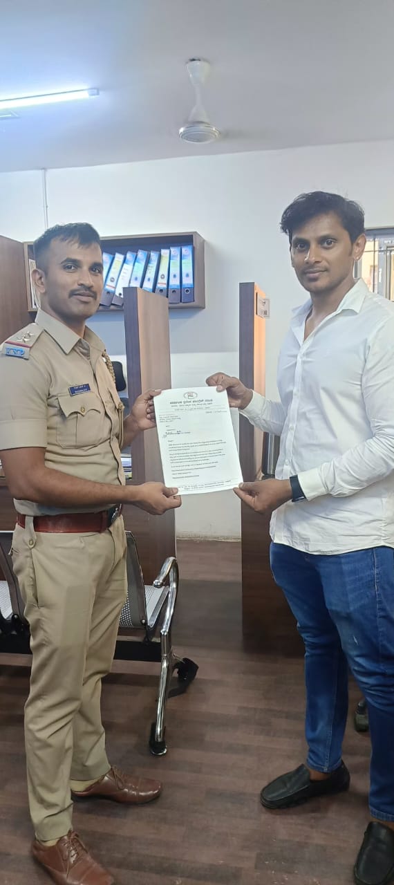 KPCC Legal Unit  DK Shivakumar  Highgrounds Police  Bengaluru