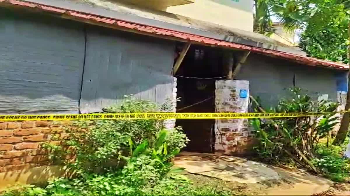 SUICIDE IN NEYYATTINKARA  നെയ്യാറ്റിൻകരയിൽ ആത്മഹത്യ  അമ്മ മകളെ കൊല്ലാൻ ശ്രമിച്ചു  അമ്മ മകളുടെ കഴുത്തറുത്തു