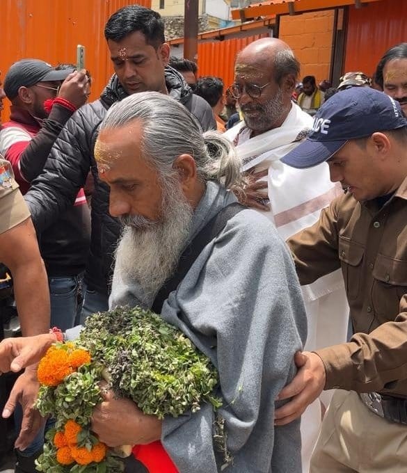 Rajinikanth in himalayas Image