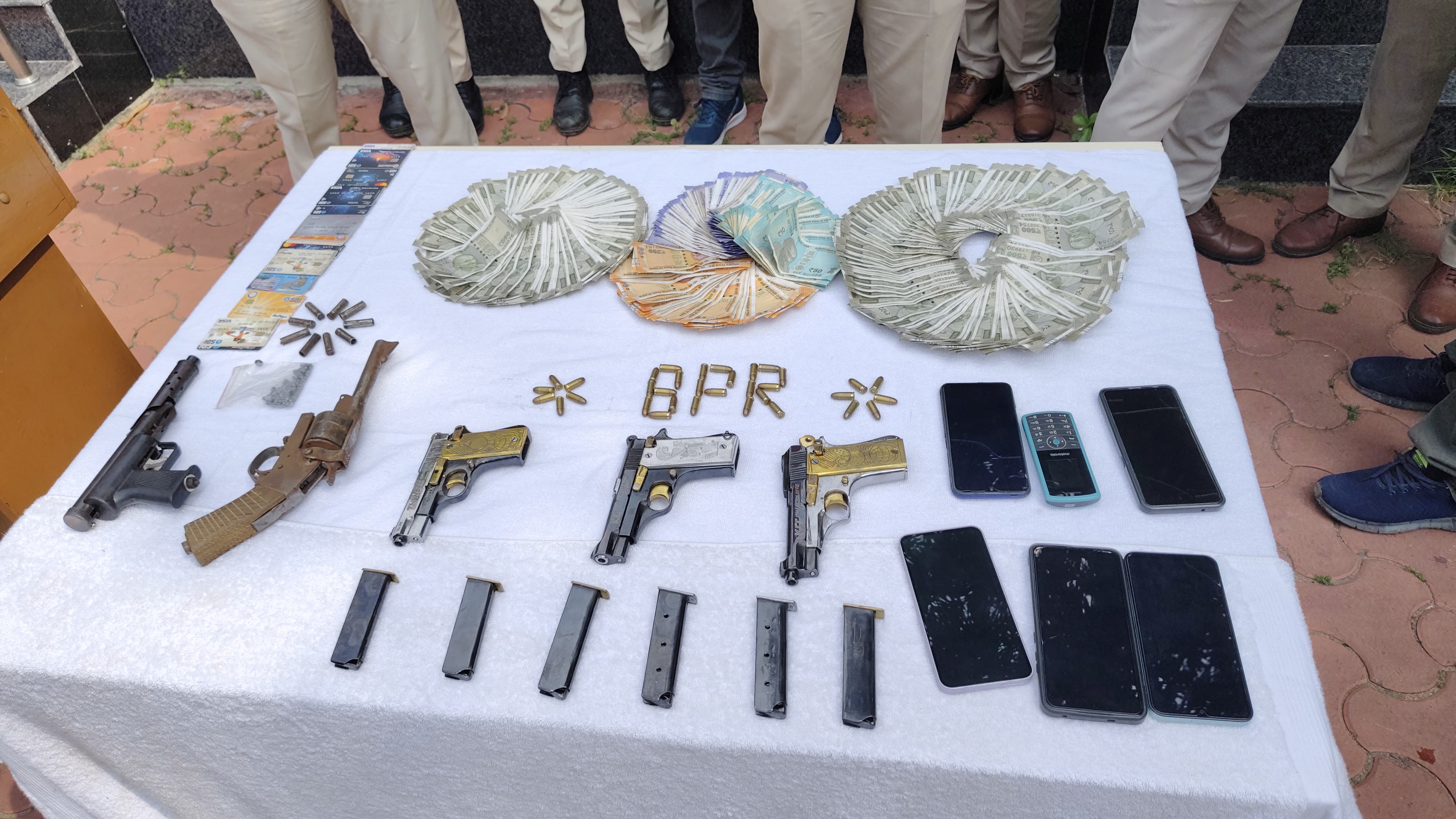 5 PISTOL SEIZED IN BERHAMPUR