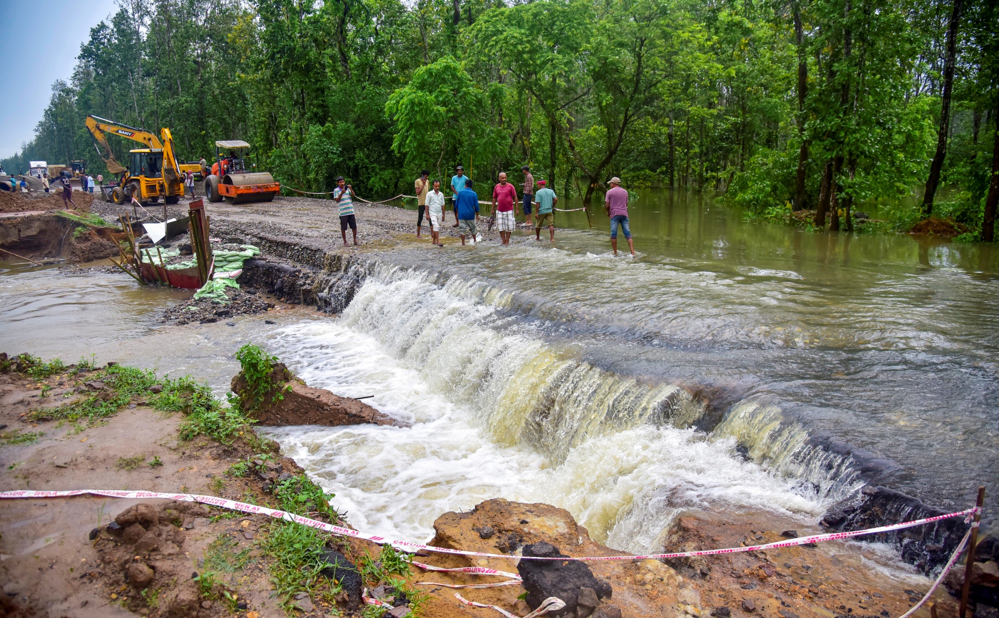 At Least 30 Killed As Heavy Rains Trigger Flash Floods, Landslides In ...