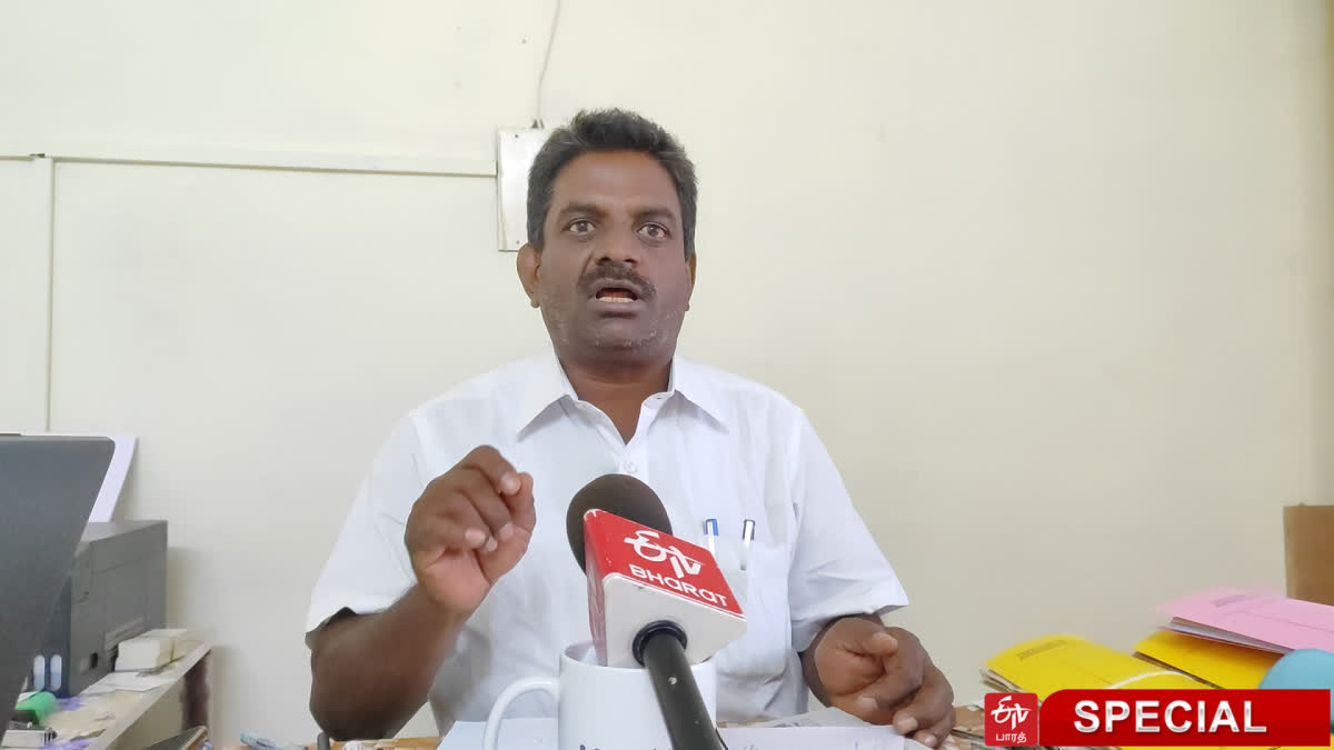 Karur Quarries were fined anti quarry movement has accused its just a formality action and demand to Minister of Mineral Resources should resign