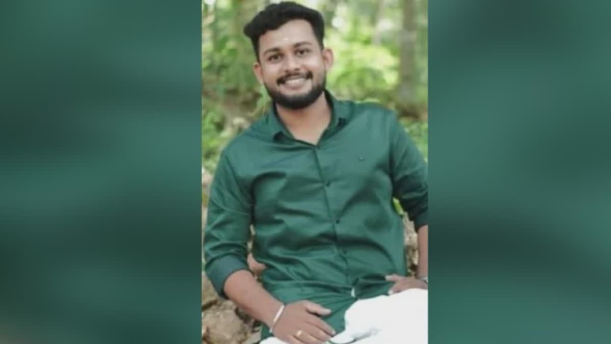 Fever death in Kerala  Fever death  സംസ്ഥാനത്ത് വീണ്ടും പനി മരണം  മരിച്ചത് തിരുവനന്തപുരം സ്വദേശി  പനി ബാധിതരുടെ എണ്ണം വര്‍ധിക്കുന്നു  സര്‍ക്കാര്‍  തിരുവനന്തപുരം വാര്‍ത്തകള്‍  തിരുവനന്തപുരം ജില്ല വാര്‍ത്തകള്‍  തിരുവനന്തപുരം പുതിയ വാര്‍ത്തകള്‍  kerala news updates  latest news in kerala