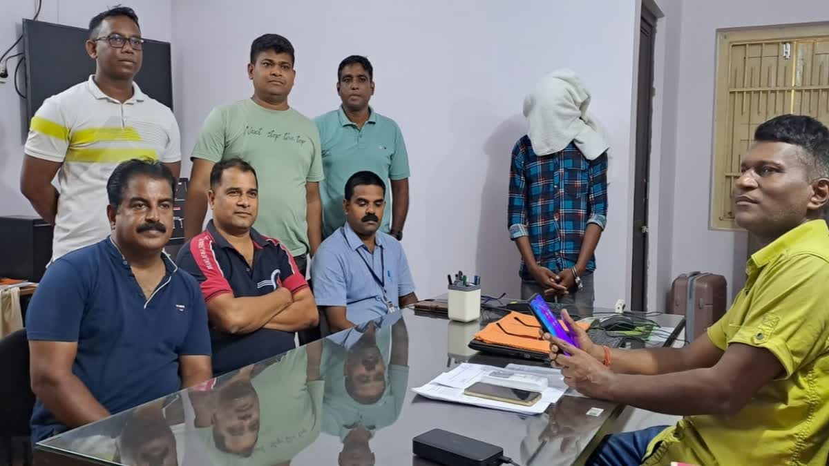 odisha Cannabis case  Kerala police nabs Ganja mafia gang in Odisha  കേരളത്തിലേക്ക് കഞ്ചാവ് കടത്ത്  കേരള പൊലീസ്  കേരള പൊലീസ് വാര്‍ത്തകള്‍  ഒഡിഷ വാര്‍ത്തകള്‍  ഒഡിഷ പ്രധാന വാര്‍ത്തകള്‍  Kerala police news updates  latest news in Kerala police