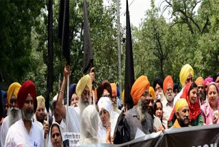 MISCHIEVOUS ELEMENTS IN PAKISTAN FORCIBLY STOPPED THE ONGOING LESSON IN GURDWARA SAHIB