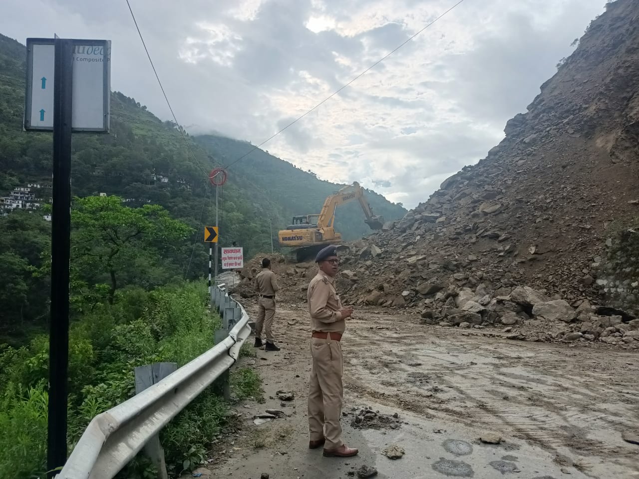 Badrinath highway blocked