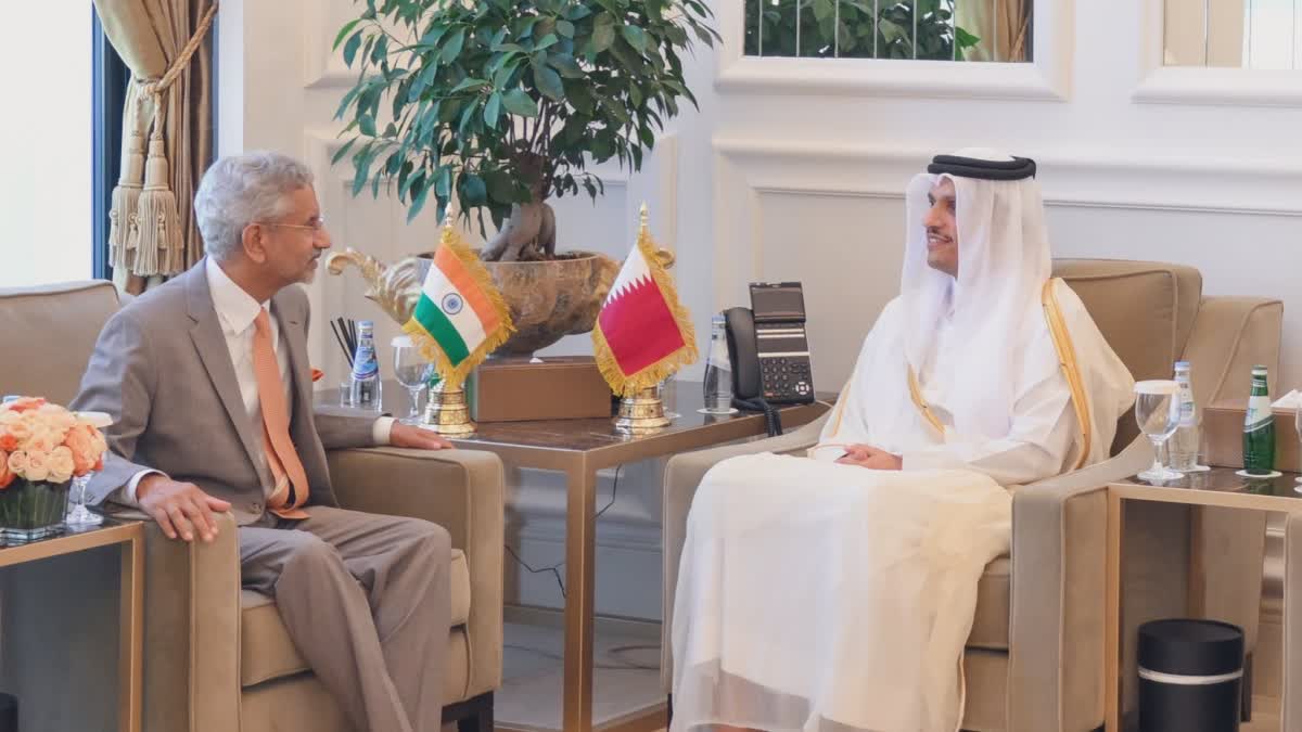 وزیر خارجہ جے شنکر نے دوحہ میں قطر کے وزیر اعظم سے ملاقات