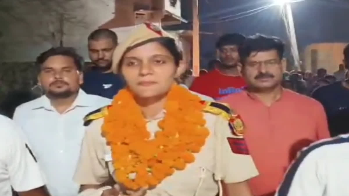 Police Constable Neha Warm Welcome