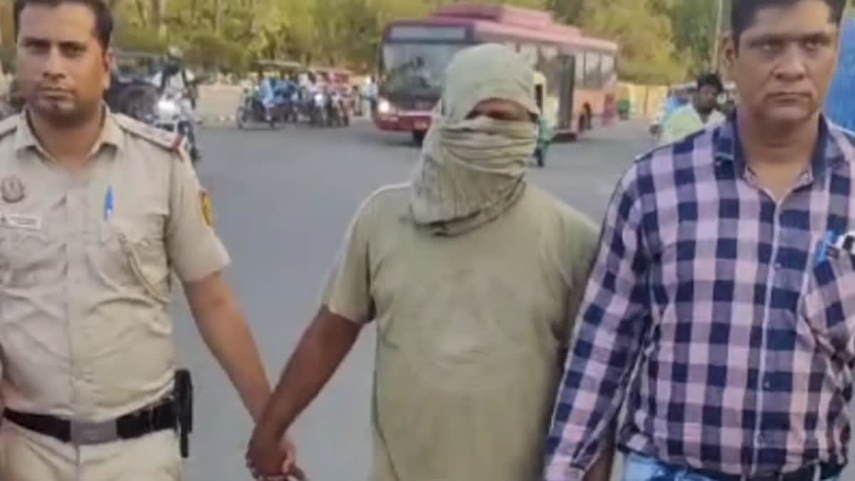 Ghazipur: Accused of robbing women in e-rickshaw arrested, 23 cases registered