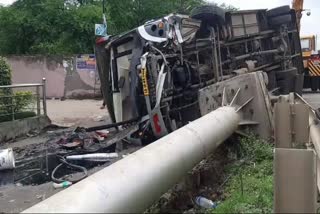 BUS OVERTURNS IN CHHATTISGARH