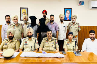 The Taran Taran police arrested those who openly displayed their weapons on social media